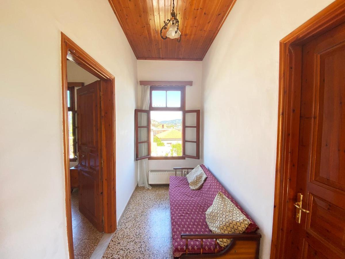 Dusk Apartments With Stunning Mountain View Chania  Exterior foto